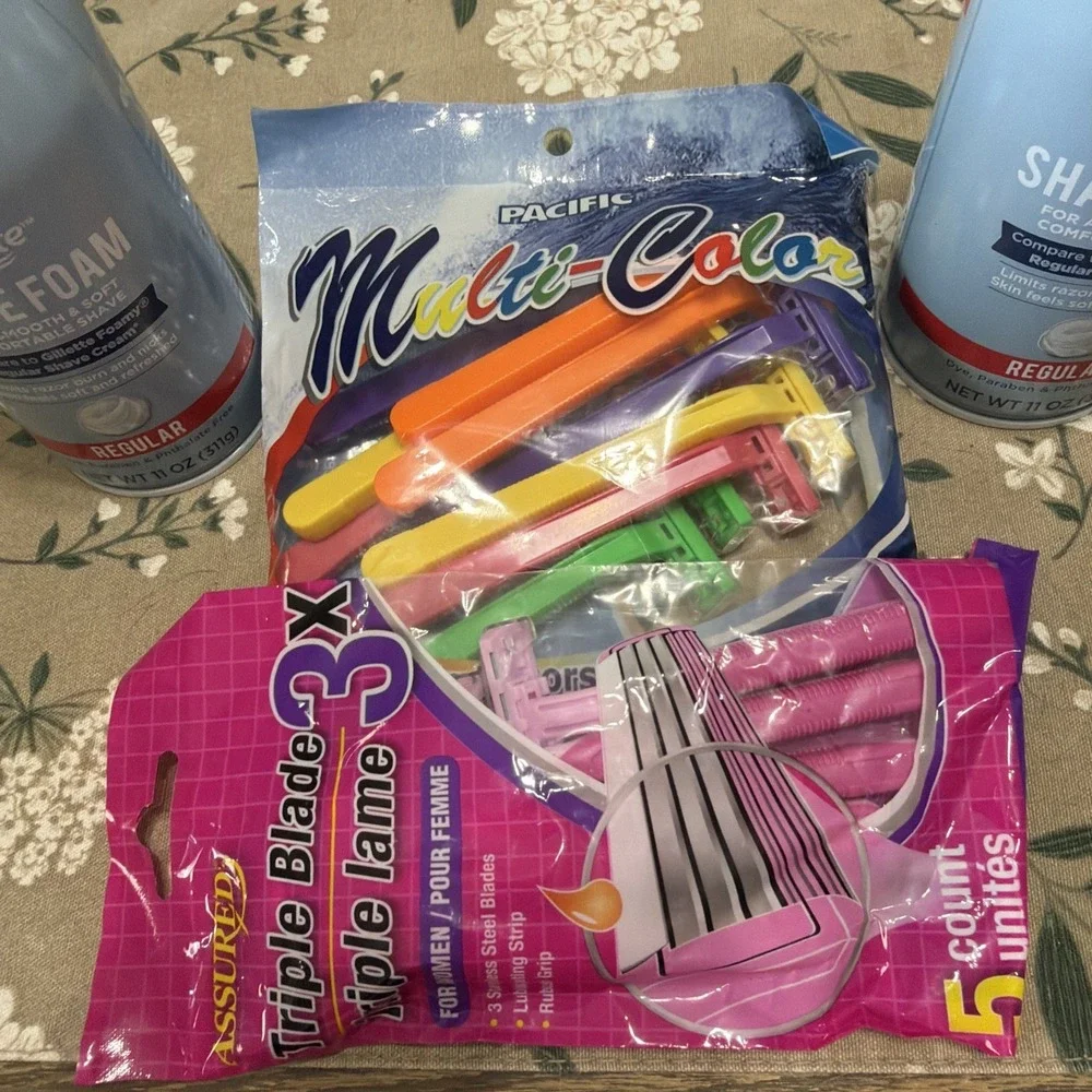 Shaving Foam Cream &‎ Disposable Razor Lot 2 Cans & 2 Packs Of Razors